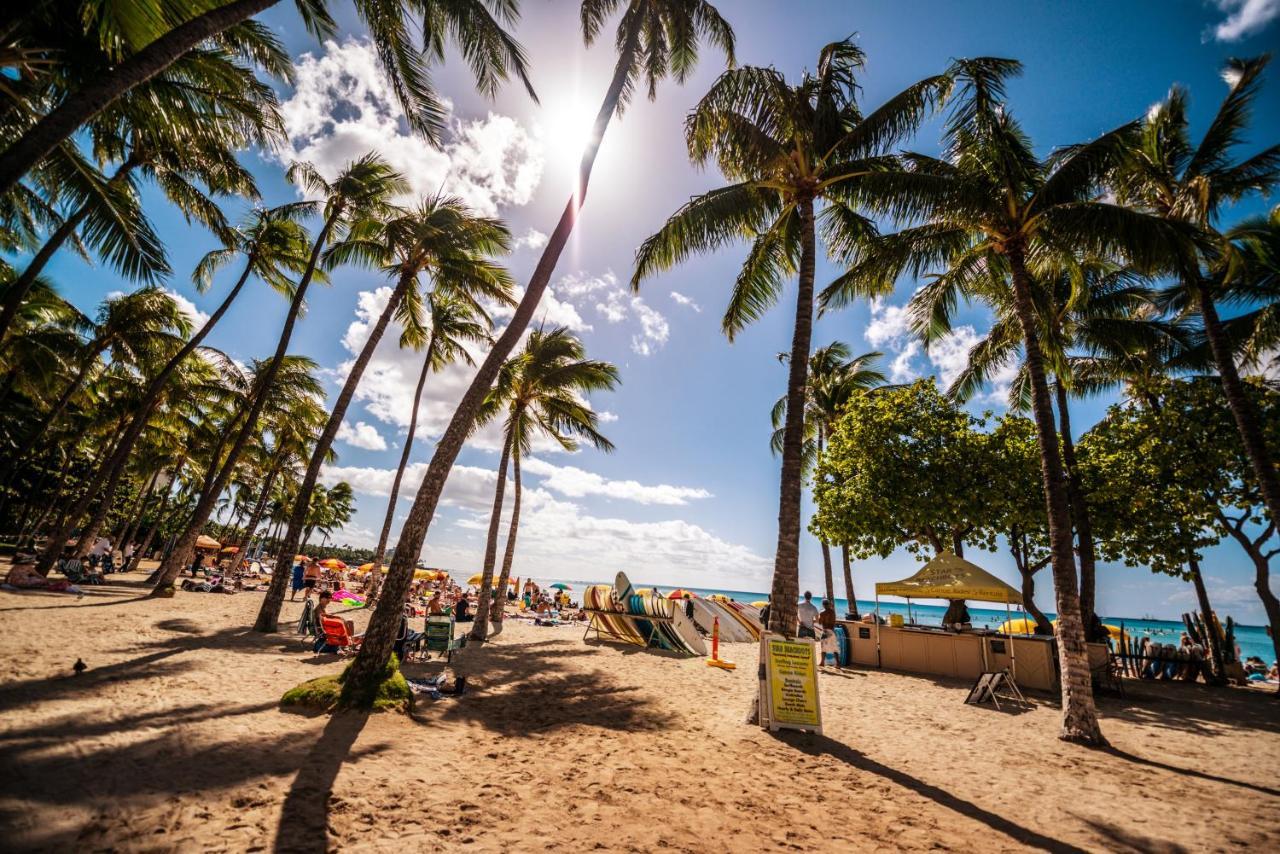 Aloha Vibes Await! Stylish Condo At Aloha Surf - Mountain And City Views Honolulu Dış mekan fotoğraf