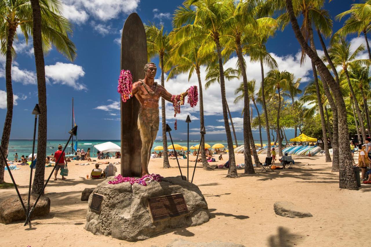 Aloha Vibes Await! Stylish Condo At Aloha Surf - Mountain And City Views Honolulu Dış mekan fotoğraf