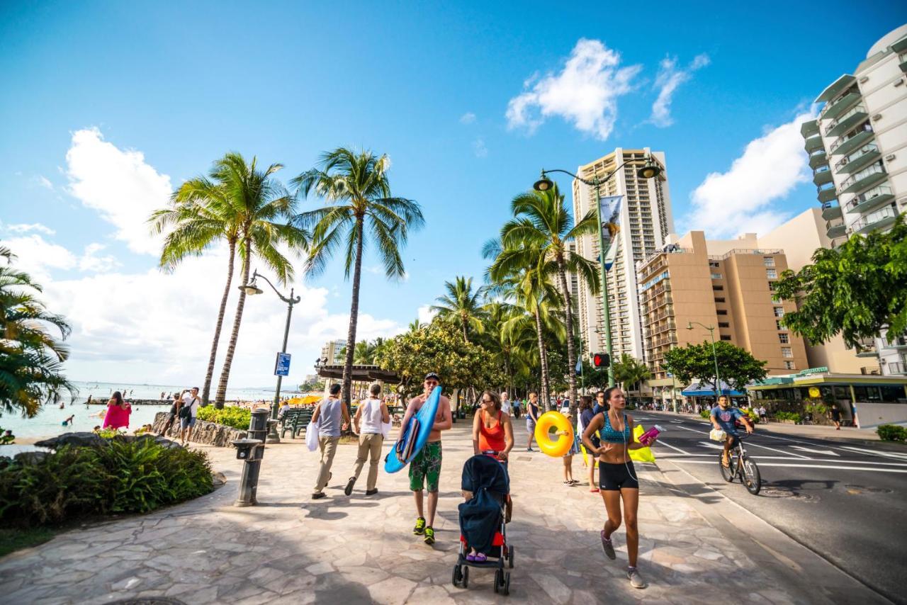 Aloha Vibes Await! Stylish Condo At Aloha Surf - Mountain And City Views Honolulu Dış mekan fotoğraf