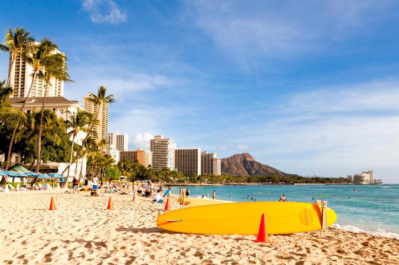Aloha Vibes Await! Stylish Condo At Aloha Surf - Mountain And City Views Honolulu Dış mekan fotoğraf